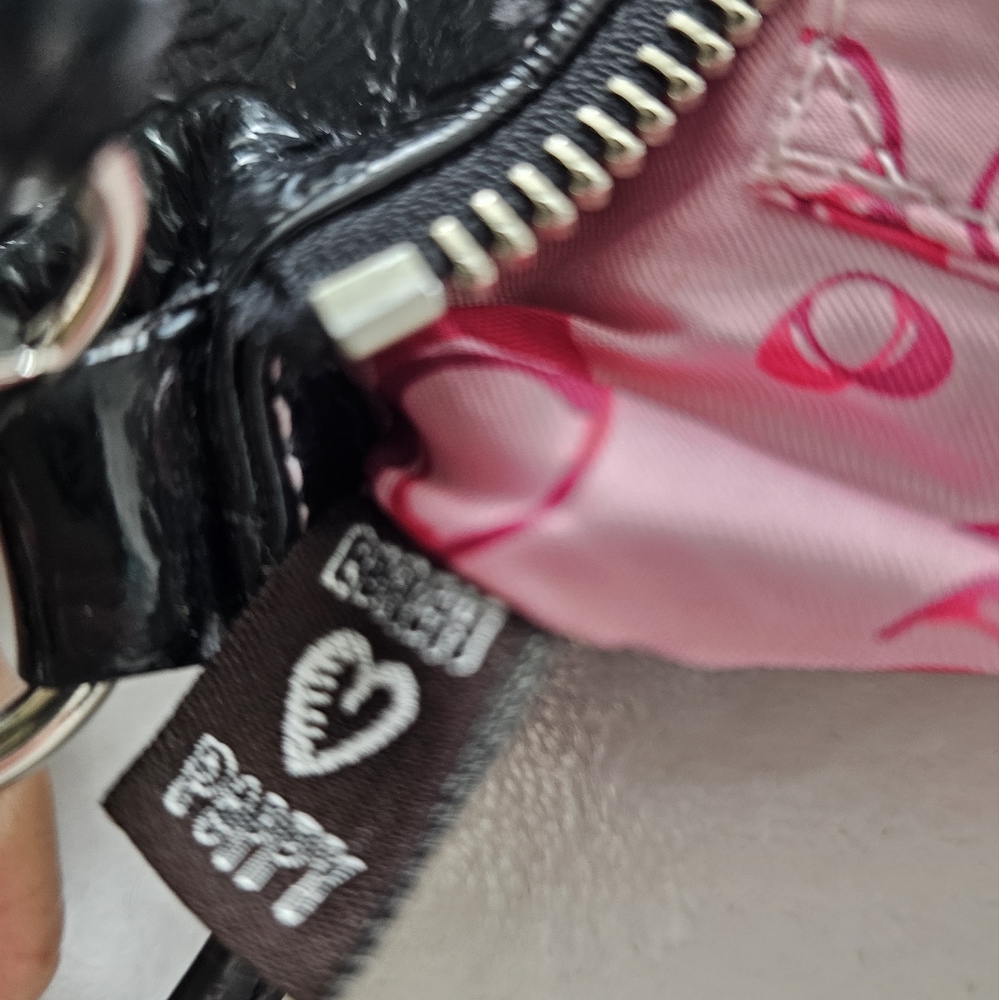 ❌️SOLD❌️EUC Coach Poppy Black Patent Leather Shoulder Bag - Picture 9 of 15